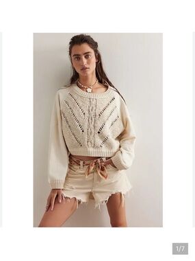 Free People Cream Cropped Knit & Sweatshirt Pullover